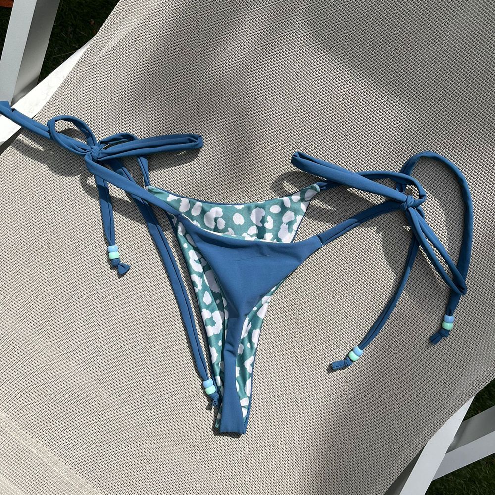 Perles acryliques pour bas de bikini